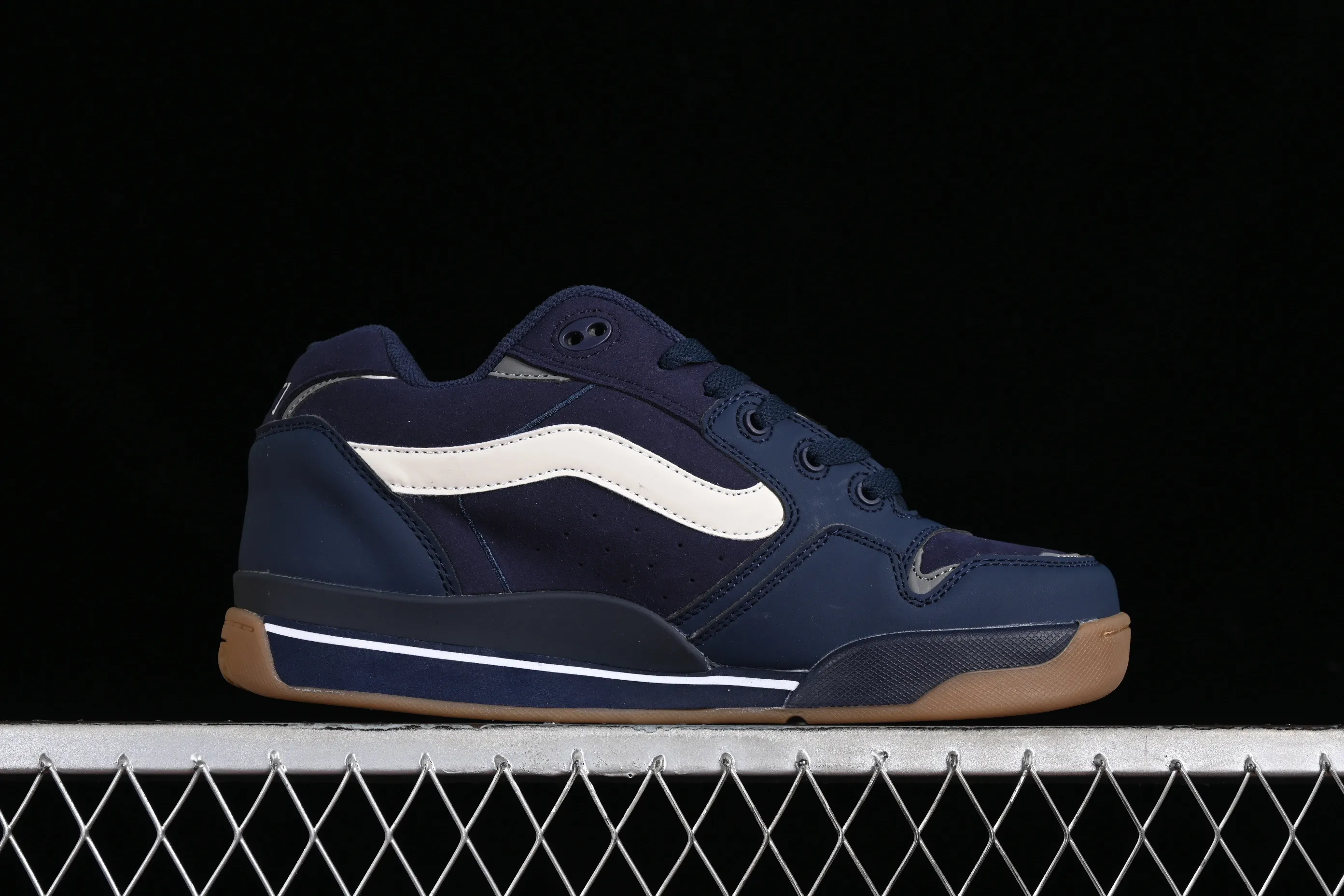 All categories Vans Vans series Vans Mid Vans China Vans Rowley XLT series Vans official shock-absorbing and wear-resistant retro skateboard shoes VN000CMWNVY
